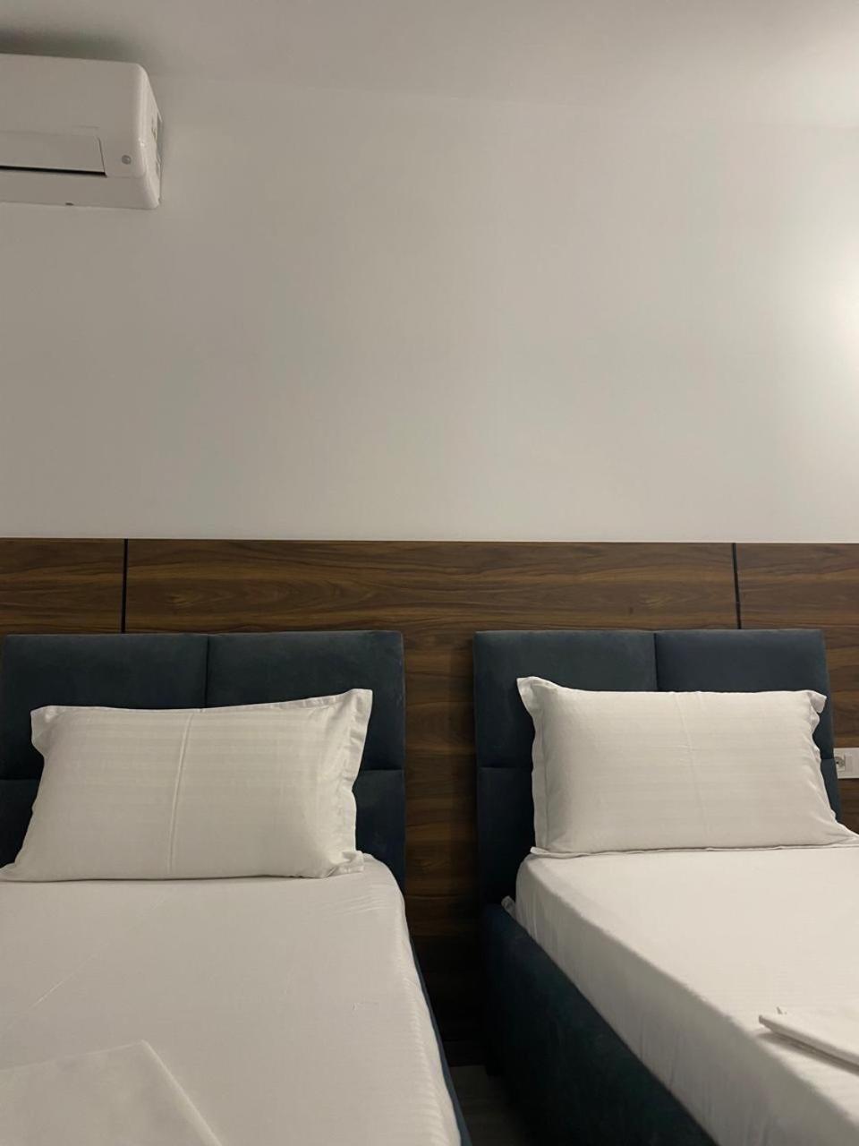 Hotel Agron
